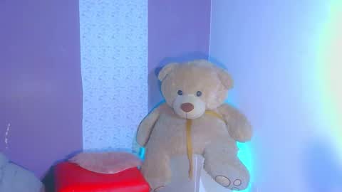 paulina online show from March 25, 2026, 7:09 pm