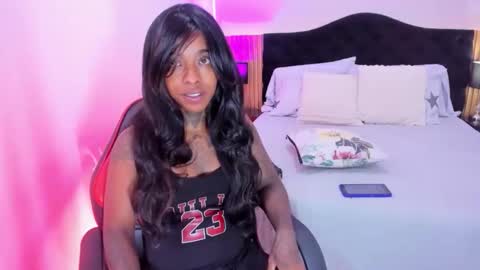 Pauline online show from March 17, 2026, 2:38 am