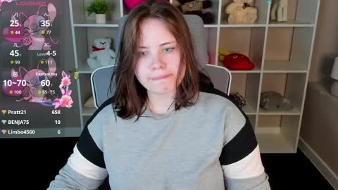 Erica online show from April 25, 2026, 1:41 pm