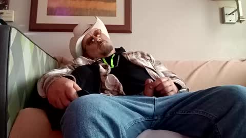 Snapshot of paulizme chatting on December 4, 2024, 5:22 pm paulizme online show from December 4, 2024, 5:22 pm