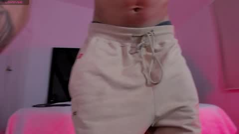Paulo online show from May 10, 2026, 5:12 am
