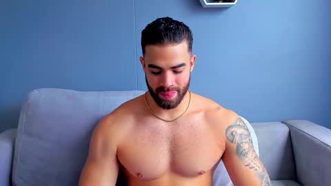 Snapshot of paulphoenix_ chatting on October 3, 2025, 7:55 pm Paul Phoenix online show from October 3, 2025, 7:55 pm