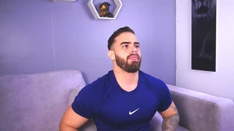 Snapshot of paulphoenix_ chatting on October 27, 2025, 8:24 pm Paul Phoenix online show from October 27, 2025, 8:24 pm