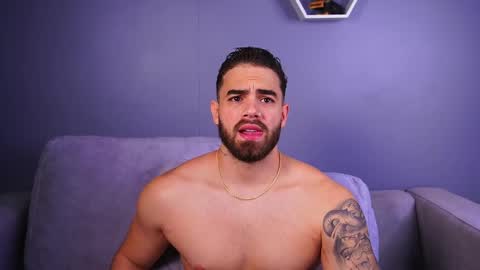 Paul Phoenix online show from December 19, 2025, 8:05 pm