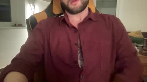 love bush online show from November 20, 2025, 10:31 pm