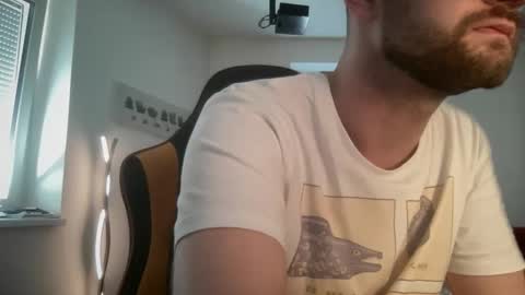 love bush online show from March 6, 2026, 8:55 am