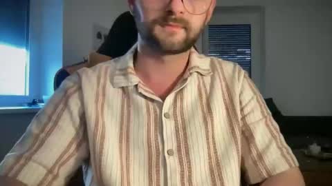 love bush online show from April 26, 2026, 5:32 pm