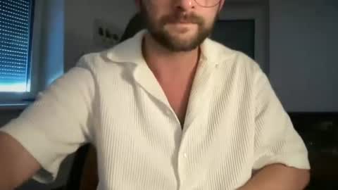 love bush online show from June 19, 2026, 5:28 pm