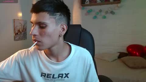 Snapshot of paulx18 chatting on March 14, 2026, 3:56 am P A U L online show from March 14, 2026, 3:56 am