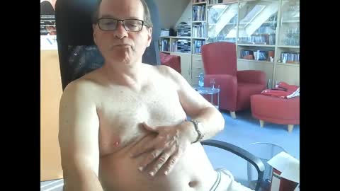 Pavlov aka Peter online show from April 7, 2026, 8:15 am
