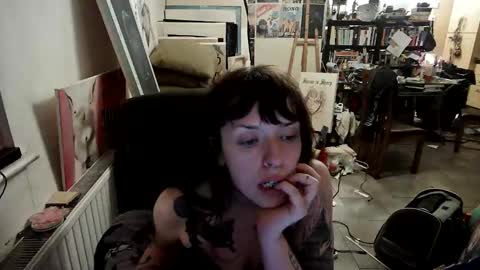 pawggersgoth online show from May 6, 2026, 3:02 am