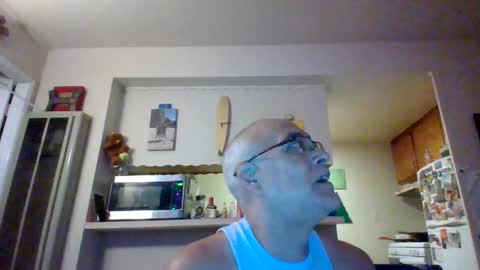 pawgkiller online show from November 1, 2025, 1:13 pm