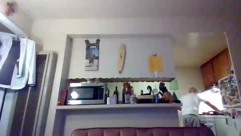 pawgkiller online show from May 27, 2026, 2:08 am