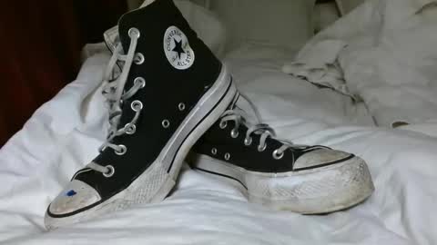 Mommy V online show from November 15, 2025, 1:03 am