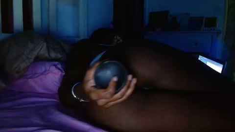 paytaan online show from October 25, 2025, 4:09 am