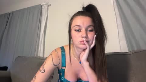 Snapshot of paytonpeachy chatting on July 20, 2026, 5:44 am Payton Peach online show from July 20, 2026, 5:44 am
