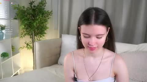 Beautiful Mila online show from May 25, 2026, 2:28 am