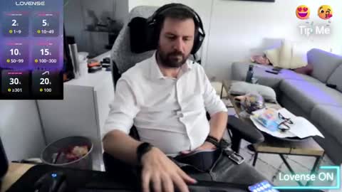 Snapshot of pc92160 chatting on June 30, 2026, 3:35 pm pc92160 online show from June 30, 2026, 3:35 pm