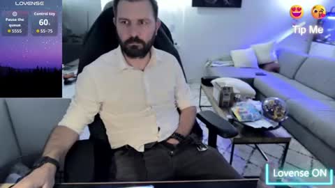 Snapshot of pc92160 chatting on July 13, 2026, 3:26 pm pc92160 online show from July 13, 2026, 3:26 pm
