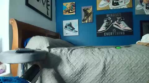 Snapshot of pcuddy3 chatting on November 26, 2025, 11:33 am Phenomenal online show from November 26, 2025, 11:33 am