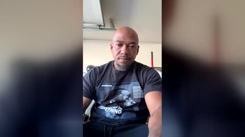 Snapshot of pcuddy3 chatting on March 29, 2026, 6:41 pm Phenomenal online show from March 29, 2026, 6:41 pm