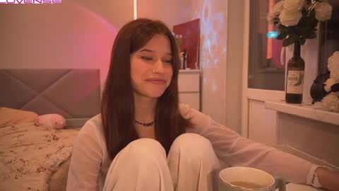 Sandra  Next Stream  pm MSK 5 pm UTC1pm EDT online show from February 21, 2025, 5:20 pm