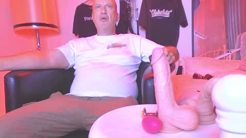 Snapshot of peacetous chatting on January 1, 2025, 3:56 am Marc online show from January 1, 2025, 3:56 am