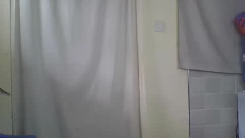 peach_melbah online show from March 14, 2026, 12:10 pm