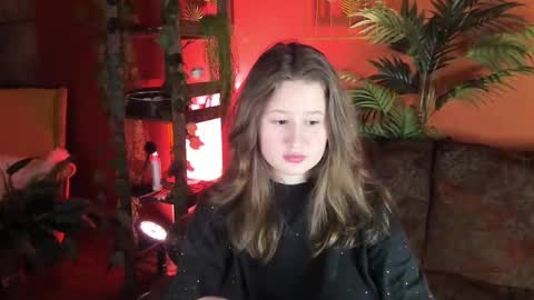 your love  online show from October 5, 2025, 3:32 pm