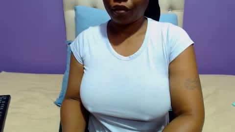 Snapshot of peachassxx chatting on February 2, 2025, 5:10 am peachy online show from February 2, 2025, 5:10 am