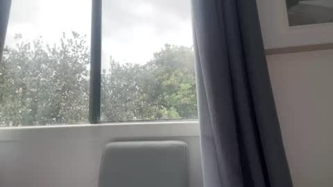 Yuki online show from July 5, 2026, 4:19 am