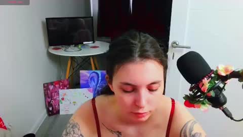 Peachy online show from June 24, 2026, 4:06 pm