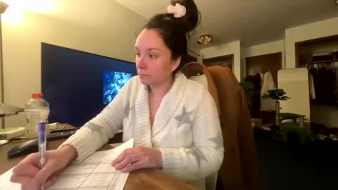 Snapshot of peachyxobsession chatting on February 12, 2026, 2:06 am PeachyObsession online show from February 12, 2026, 2:06 am