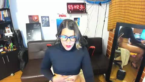 Tangerine Penaut online show from January 18, 2025, 11:55 pm