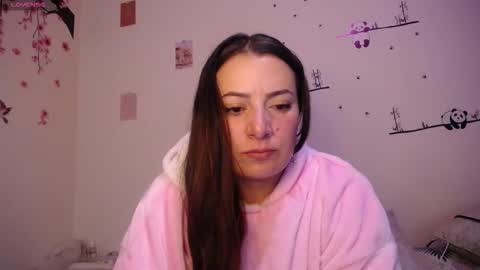 Pearl online show from November 27, 2025, 4:25 am