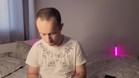 Rina and Max online show from February 10, 2026, 9:02 am