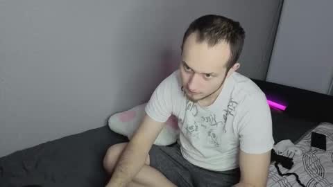 Rina and Max online show from February 24, 2026, 9:07 am