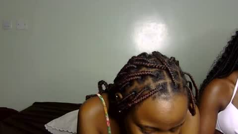 pearl_velvet1 online show from June 27, 2026, 5:07 pm