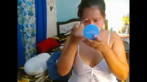 pearlaofasia21 online show from November 26, 2025, 8:48 am