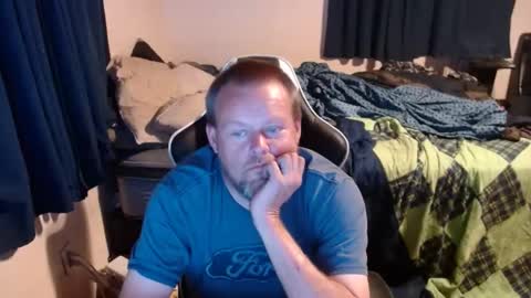 pecker40 online show from December 4, 2024, 3:37 am