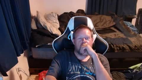 pecker40 online show from December 19, 2024, 3:18 am