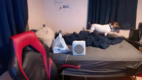 Snapshot of pecker40 chatting on December 5, 2025, 1:14 am pecker40 online show from December 5, 2025, 1:14 am