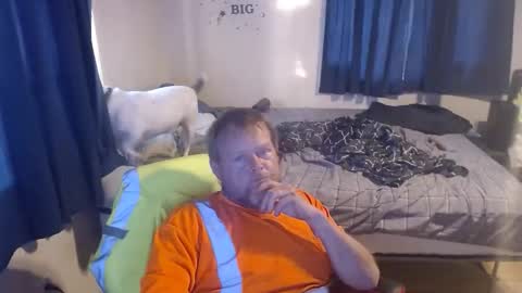 Snapshot of pecker40 chatting on February 28, 2026, 10:22 pm pecker40 online show from February 28, 2026, 10:22 pm