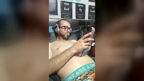 pedrocoelhopio online show from June 19, 2026, 2:38 am