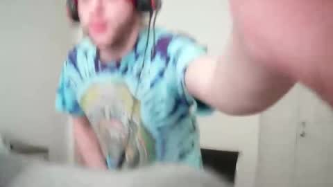 peeepit online show from January 13, 2026, 8:25 pm