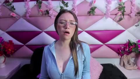 peerl4 online show from April 8, 2026, 3:23 pm