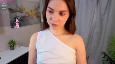 Snapshot of peggydewberry chatting on February 27, 2026, 3:06 am Rose online show from February 27, 2026, 3:06 am