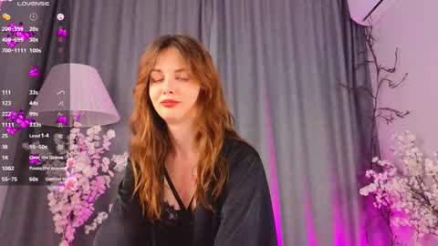 Snapshot of peggyhodges chatting on September 23, 2025, 6:22 pm LisaDrako online show from September 23, 2025, 6:22 pm