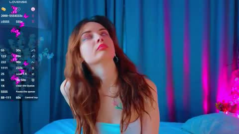 Snapshot of peggyhodges chatting on October 17, 2025, 8:11 pm LisaDrako online show from October 17, 2025, 8:11 pm