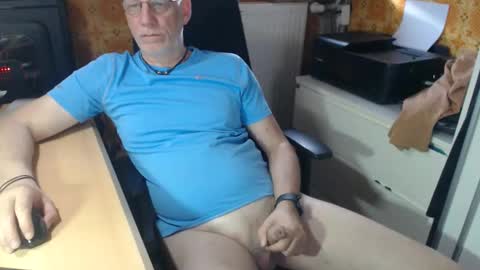 Pemue65 online show from June 2, 2026, 6:04 am